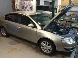 VOLKSWAGEN PASSAT 2006